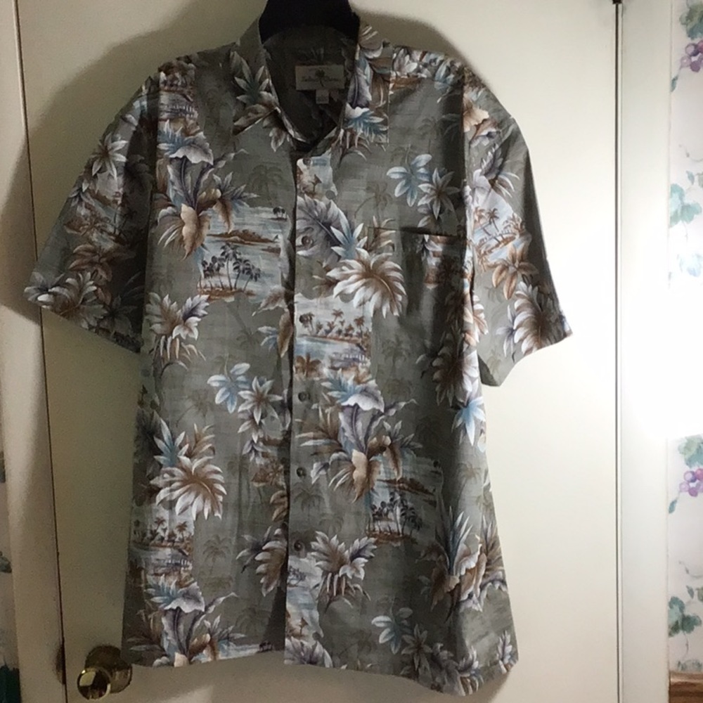Island Shores Men’s Hawaiian Shirt